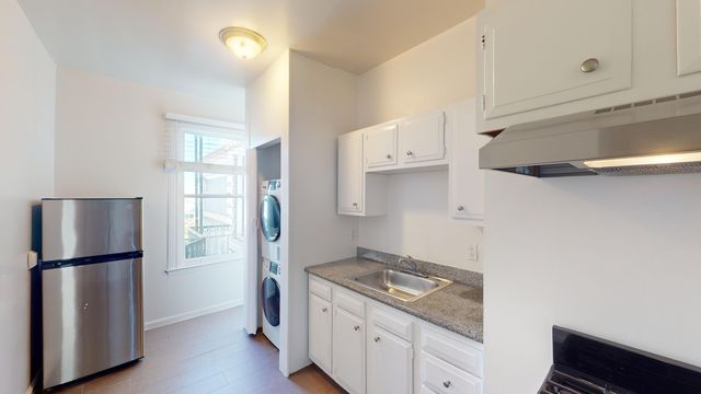 400 Duboce Ave #408, San Francisco, CA 94117