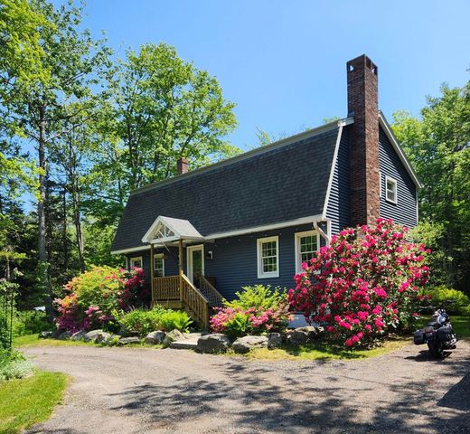 46 Cundys Harbor Road, Harpswell, ME 04079