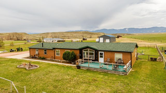 1 Repac Ln, Ranchester, WY 82839