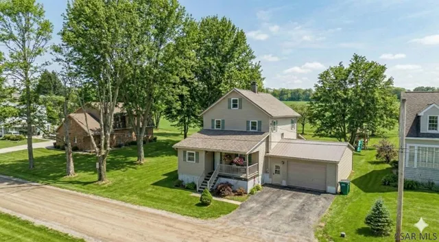 164 Saint Benedict St, Carrolltown, PA 15722
