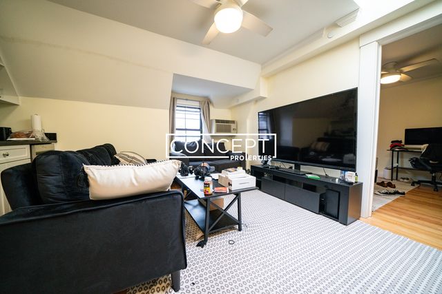219 Commonwealth Ave  #45, Chestnut Hill, MA 02467