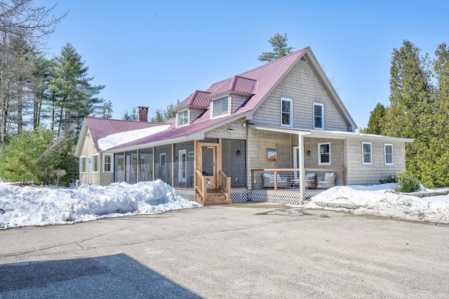 2069 East Main Street, Center Conway, NH 03813