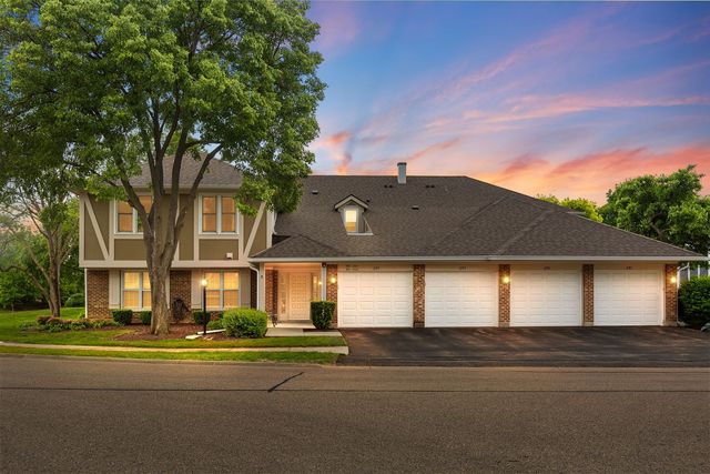 295 Coventry Cir #295, Vernon Hills, IL 60061