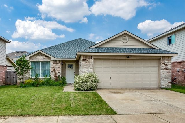 8633 Boswell Meadows Dr, Fort Worth, TX 76179
