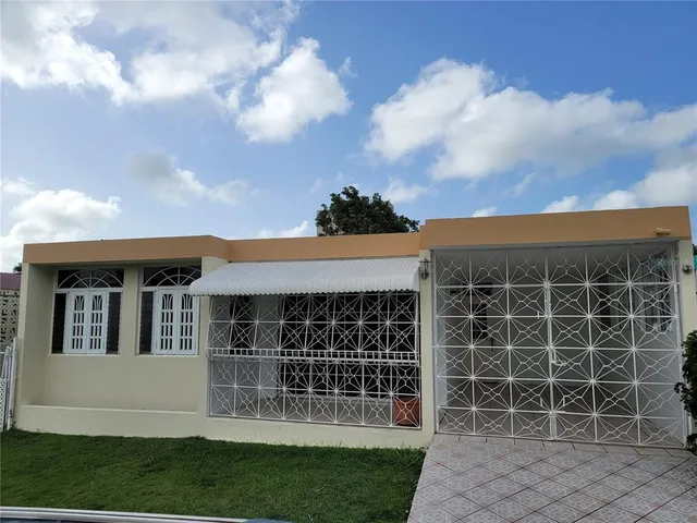 Alturas de Rio Grande NE CALLE 24 #Y1292, Rio Grande, PR 00745