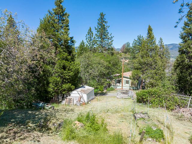 493 Woody Acres Dr, Williams, OR 97544