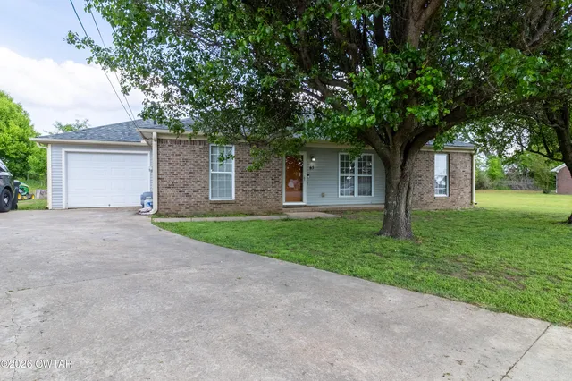 65 Kirk Cir, Dyersburg, TN 38024