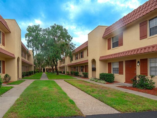 1112 W  Main St #J7, Leesburg, FL 34748