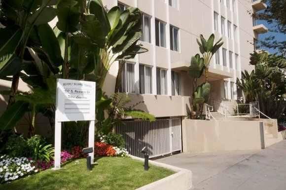 137 S  Reeves Dr   #102, Beverly Hills, CA 90212