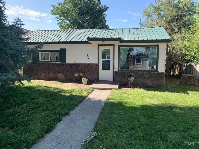320 N  Ave E, Wendell, ID 83355