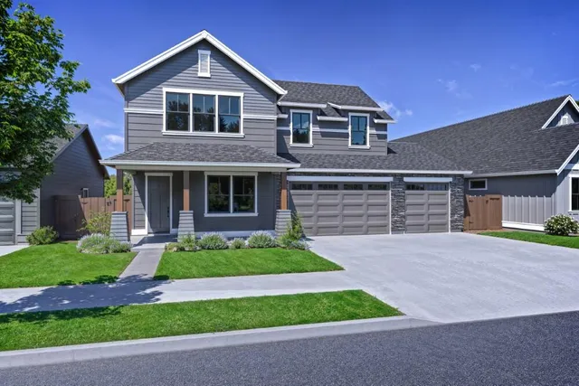 1373 NW Ochoa Dr, Bend, OR 97703