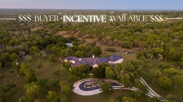 401 Trail Ridge Rd, Wimberley, TX 78676