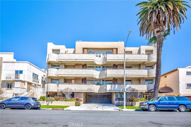 4943 Rosewood Ave #301, Los Angeles, CA 90004