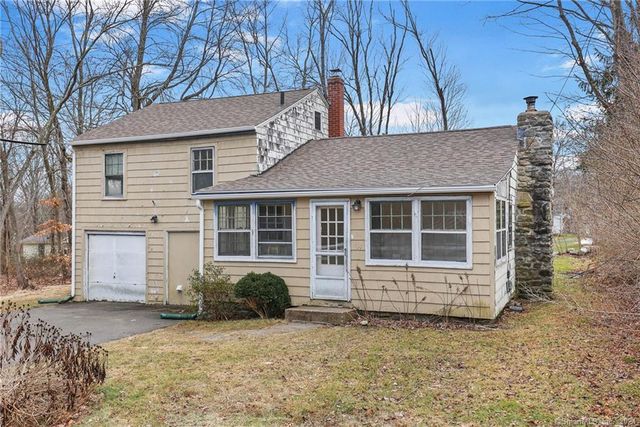 42 Hickory Dr, Coventry, CT 06238