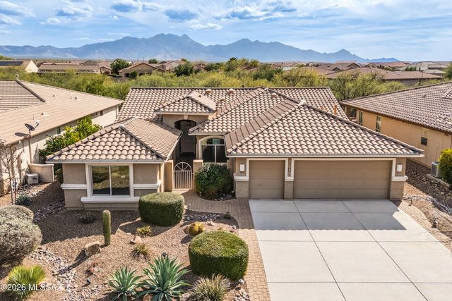 2630 E  Genevieve Way, Green Valley, AZ 85614