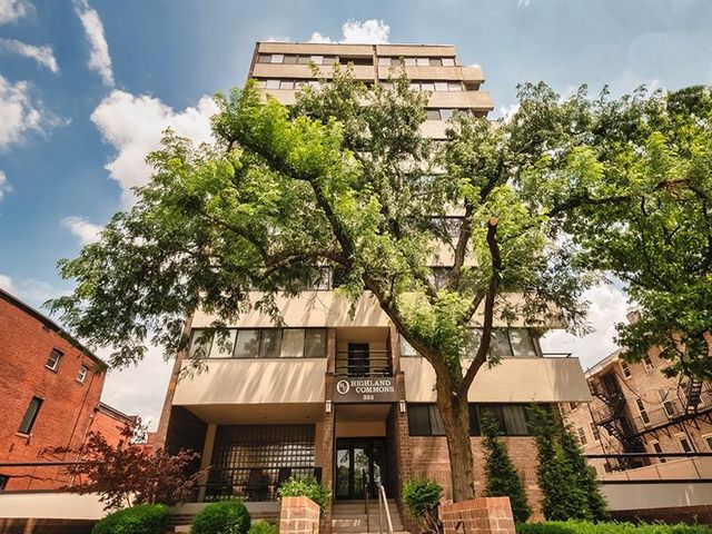 333 S  Highland Ave #402, Pittsburgh, PA 15206