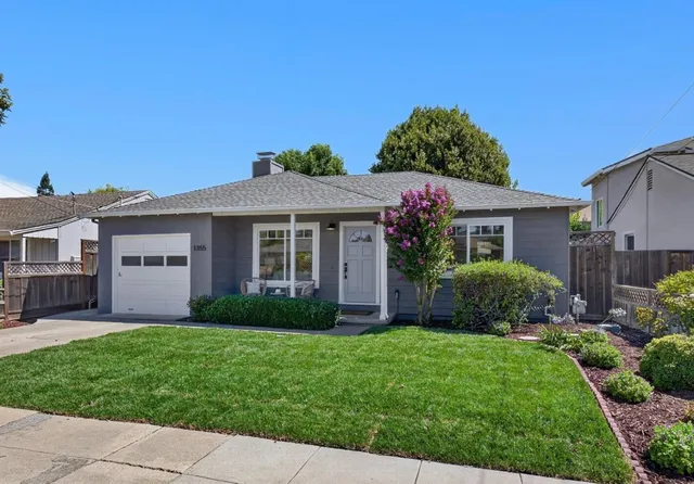 1355 Sierra St, Redwood City, CA 94061