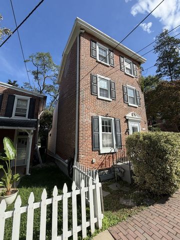 337 W  2nd St, Media, PA 19063