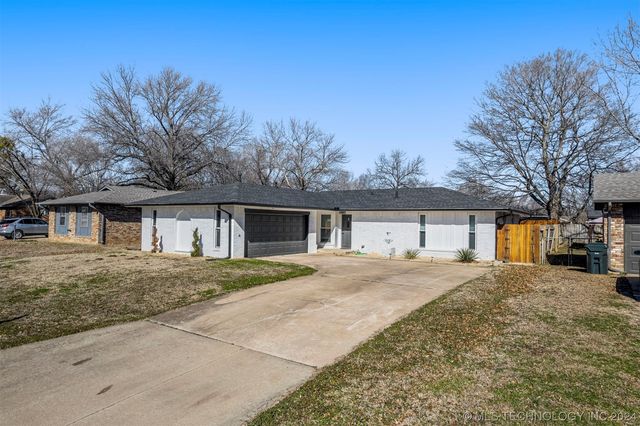 1116 Will Rogers Ct, Claremore, OK 74017