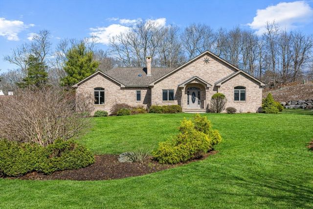 9 Gerry Dr, Seekonk, MA 02771