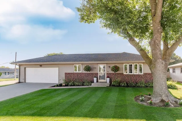 1701 Imperial Rd, Norfolk, NE 68701