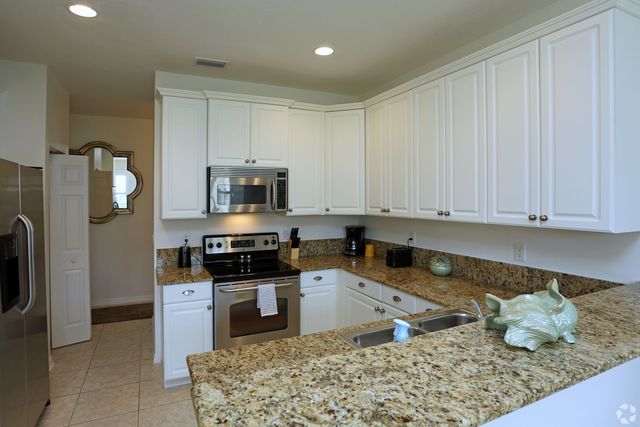 150 SW Hidden Cove Way #331, Pt Saint Lucie, FL 34986