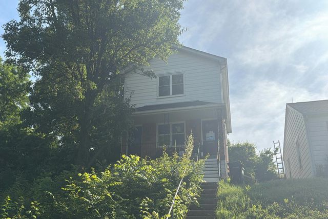 6816 Gracely Dr, Cincinnati, OH 45233