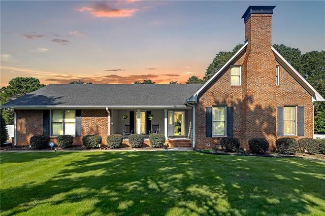 164 Briarwood Pl, Stockbridge, GA 30281