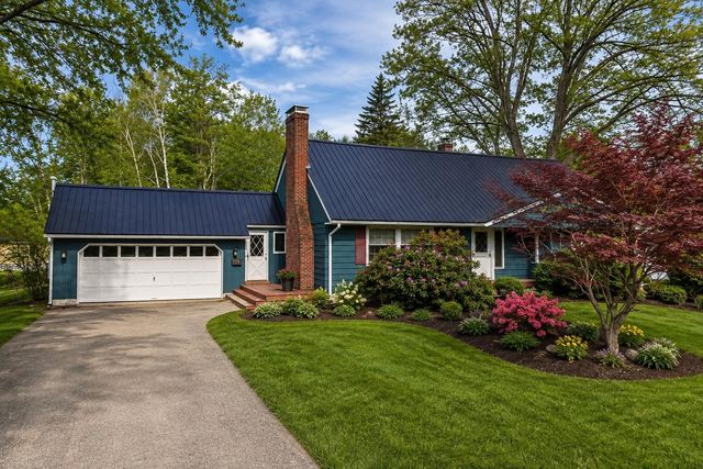 1 Langdon Park Road, Plymouth, NH 03264