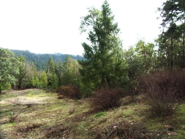18515 Ditch Creek Rd, Rogue River, OR 97537
