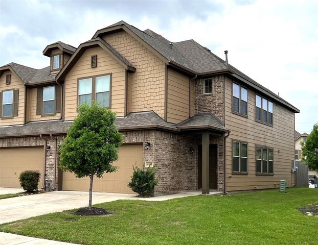 8335 Columbia Forest Dr, Houston, TX 77095