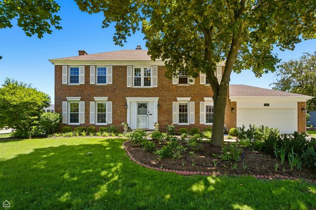 3895 Anjou Ln, Hoffman Estates, IL 60192