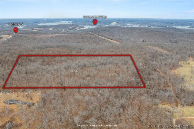 N  State Highway 5, Camdenton, MO 65020