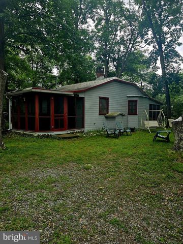 231 Bellaire Park Rd, Carlisle, PA 17013