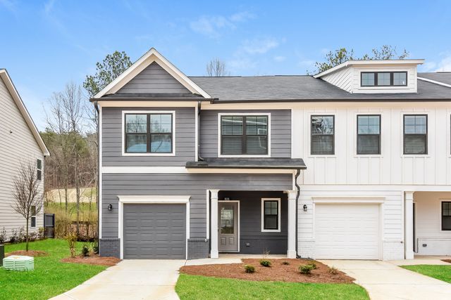 806 Calvin Park Dr, Ball Ground, GA 30107