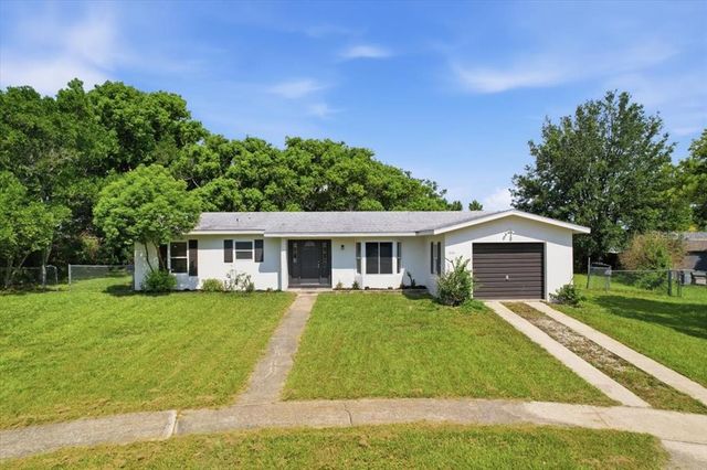 1220 SIENNA COURT, Deltona, FL 32725
