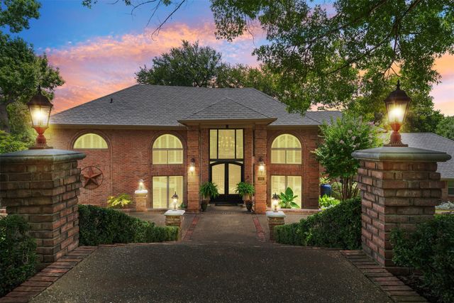 house リスト ③ Real Estate & Homes for Sale in 76112 - Homes.com