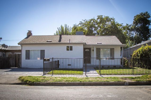 1135 N  Pilgrim St, Stockton, CA 95205
