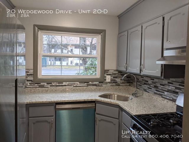 20 Wedgewood Dr   #D, Bloomfield, CT 06002