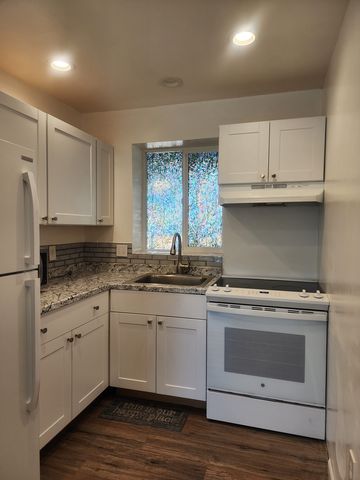 12924 NE 136th Pl, Kirkland, WA 98034