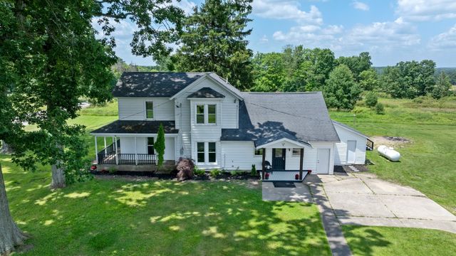 1729 Meadville Rd, Titusville, PA 16354