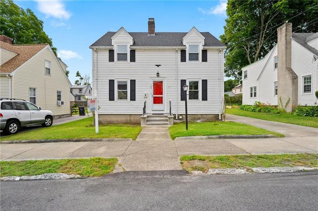 162 W  Forest Ave, Pawtucket, RI 02860