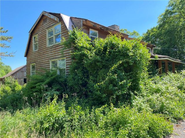 164 Old Snake Hill Rd, Glocester, RI 02814