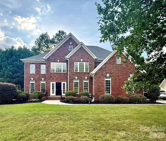1012 Easthampton Ln, Waxhaw, NC 28173