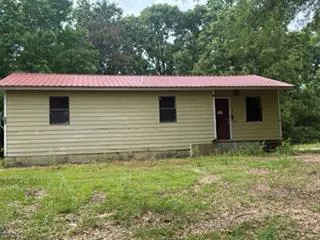 147 Howard Rd, Enid, MS 38927