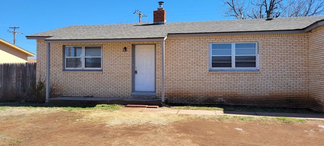 2909 Hockenhull Ave, Clovis, NM 88101