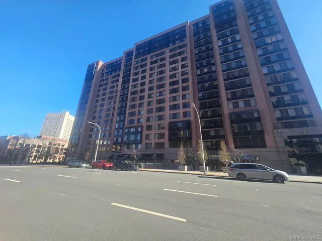 4 Martine Avenue #1501, White Plains, NY 10606