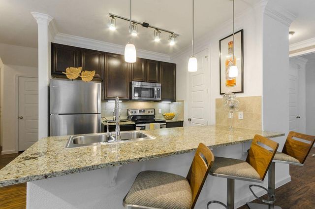 5313 Serene Hills Dr #1612, Austin, TX 78738