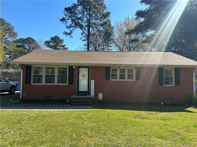 3126 Wedgewood Dr, Fayetteville, NC 28301