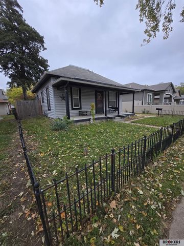 2812 S St, Lincoln, NE 68503